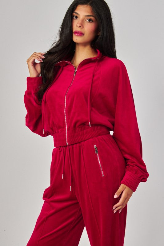 VONSHAE VELOUR FUNNEL NECK | PANT SET WINTERBERRY