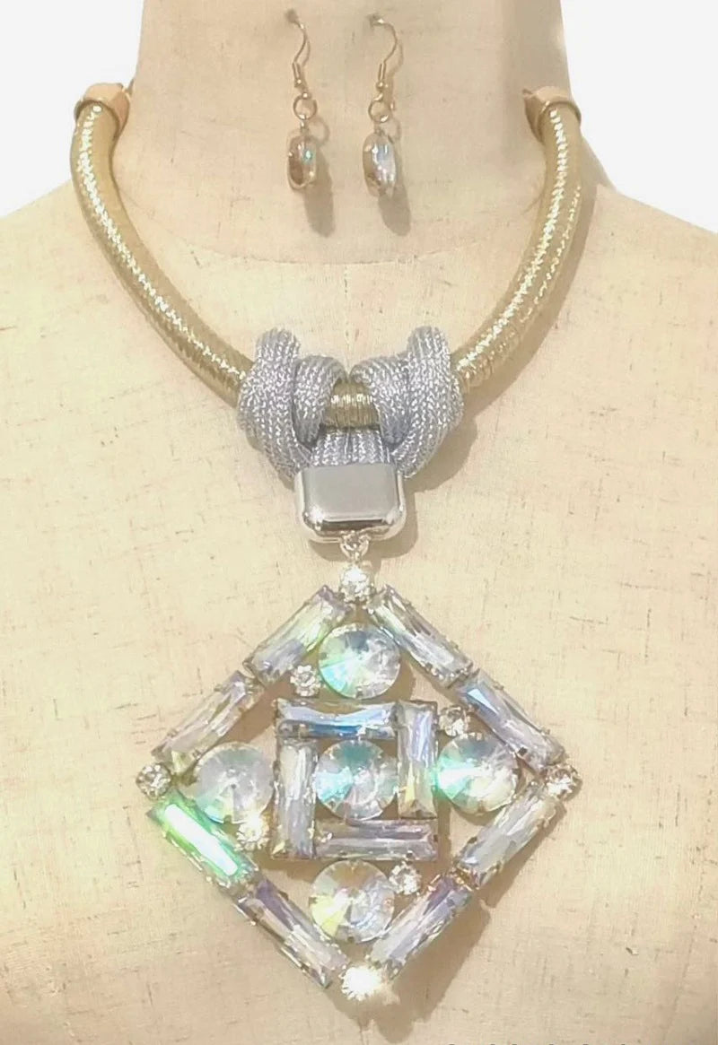 LUXE | NECKLACE SET